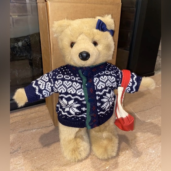 LL BEAN ELLIE BEAR CHRISTMAS PERFECT - Picture 1 of 5